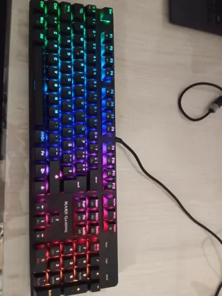Teclado Mecánico Mars Gaming MK5 RGB
