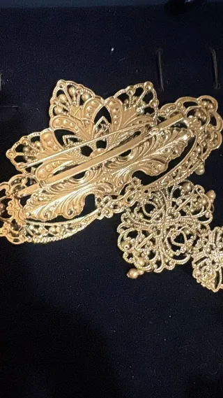 Aderezo fallera plateado con piedras azules