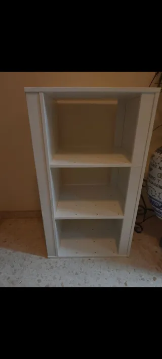 Mueble de almacenaje blanco