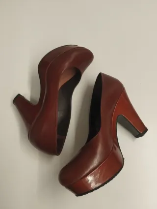 Zapatos Sacha London piel marrón plataforma tacón