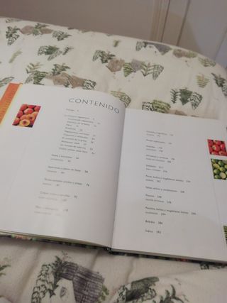 El Libro Esencial de La Cocina Vegetariana (Spa...