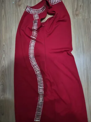 Vestido de licra rojo y dorado