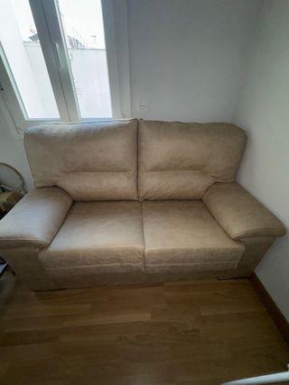 Sofá de 2 plazas beige