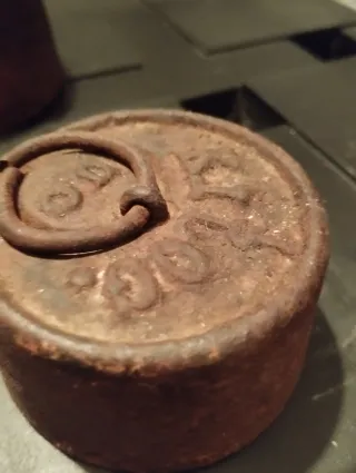 4 Antiche Bilance in Ferro di Diverse Dimensioni