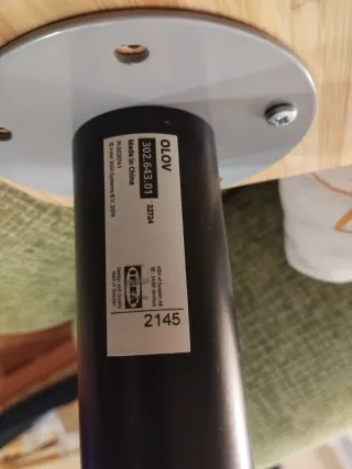 Mesa escritorio Ikea bambú con patas de metal