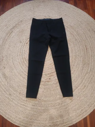 Pantalón de vestir Zara Talla 38 Negro