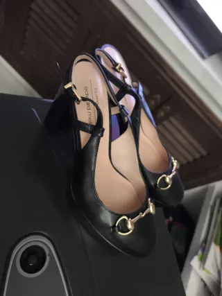 Zapatos Filippo Raphael Tacón Negro y Dorado