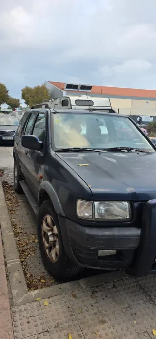 Opel Frontera 2000