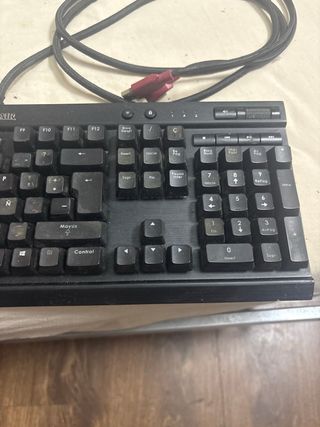 Teclado Gaming Corsair K95 2014 - 18 Macros