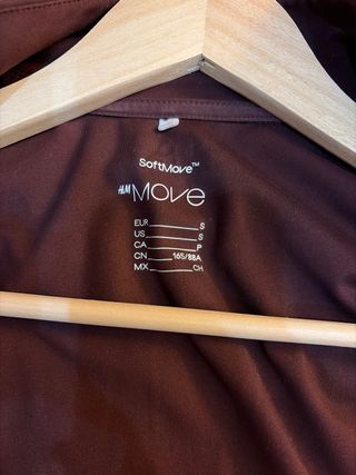 Chaqueta deportiva H&M roja