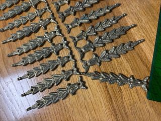 Applique in ottone antico/vintage a foglia di alloro