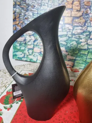 Jarrones Decorativos Aluminio Negro y Dorado