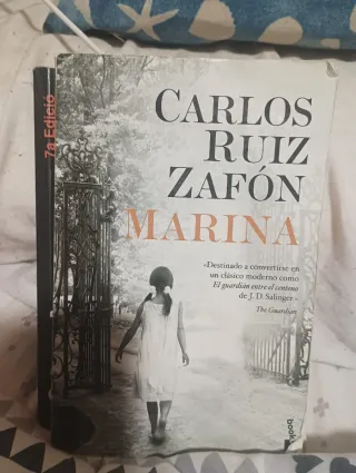 Marina (Spanish Edition)