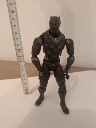 Figura Coleccionista Black Panther Marvel