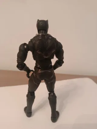 Figura Coleccionista Black Panther Marvel