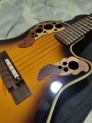 Ukelele Applause UAE158