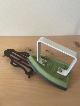 Vecchio Ferro da Stiro in Ghisa