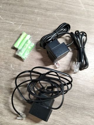 Teléfono inalámbrico Motorola C1001L - 2 terminale