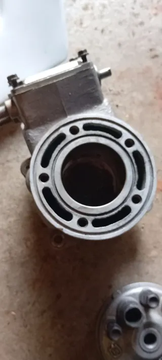 Ricambi Husqvarna SM 125 2005