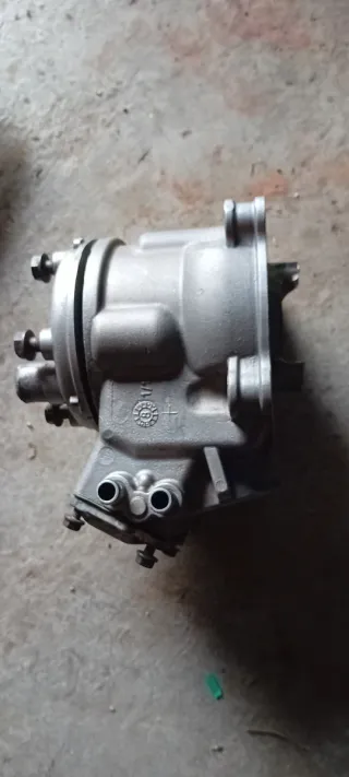 Ricambi Husqvarna SM 125 2005