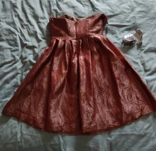 Vestido de fiesta color rosa pálido con brillo