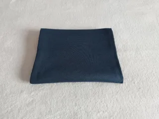 Bufanda infinita azul marino.