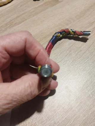 Pulsera hilos colores