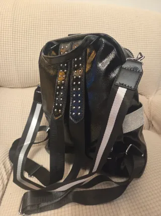 Mochila espectacular con diseño de ojo