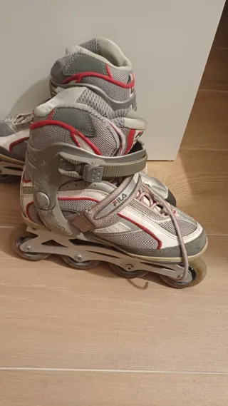 Patines en línea Fila grises y rojos