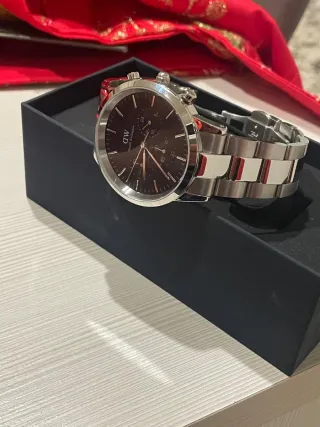 Orologio Daniel Wellington nuovo mai indossato