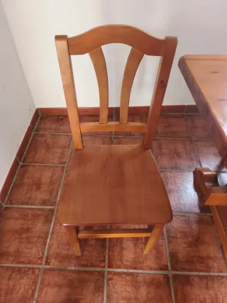 Oportunidad Mesa Madera Maciza con 8 sillas