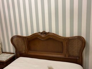 Cabecero de cama madera y mimbre