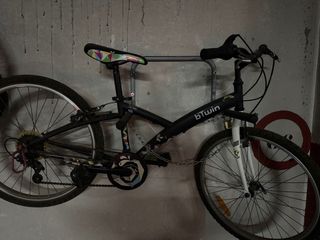 Bicicleta Btwin negra