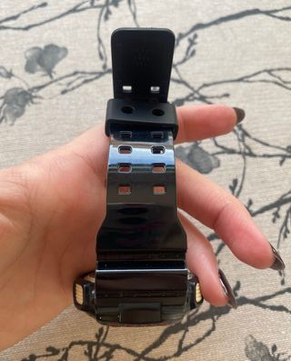 Reloj Casio G-Shock Negro y Rojo