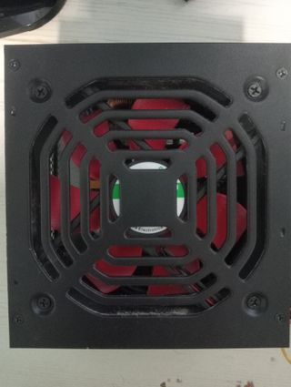 Fuente de alimentación de 650W
