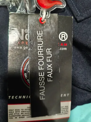 Plumífero ecofriendly norway con capucha