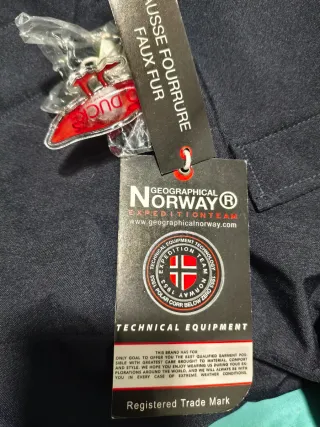 Plumífero ecofriendly norway con capucha