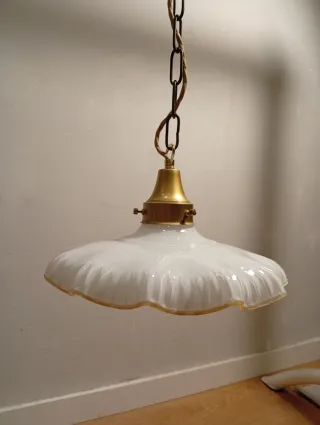 Lampada a sospensione vintage in vetro opalino