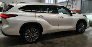 Toyota Highlander 2021