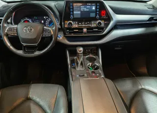 Toyota Highlander 2021