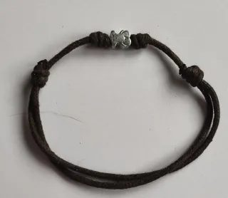 Pulseras Hilo y Plata de Ley