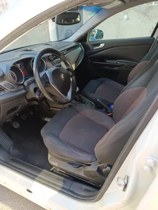 Alfa Romeo Giulietta 2014