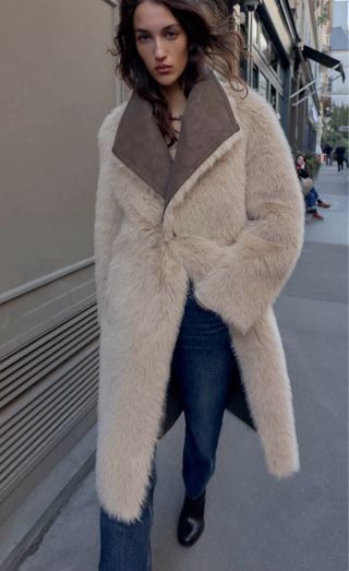 Abrigo pelo sintético Zara