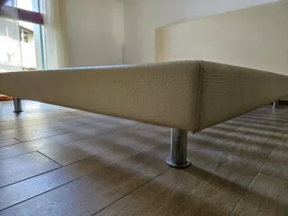 Letto matrimoniale Dorelan con struttura ecopelle