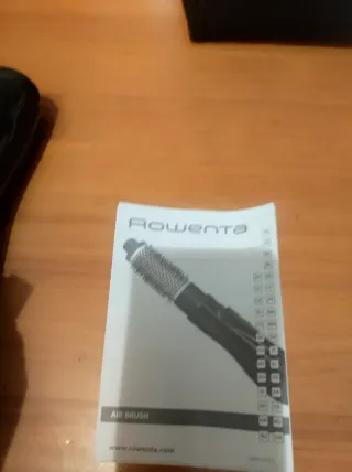 Secador de pelo sin estrenar con accesorios