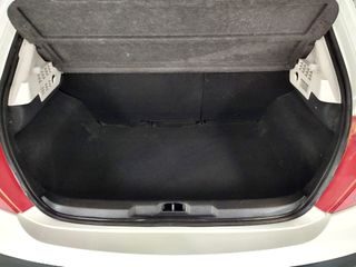 Peugeot 207 año 2010 Excelente estado