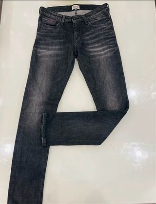 Jeans Tommy Hilfiger neri slavato tg 30/32