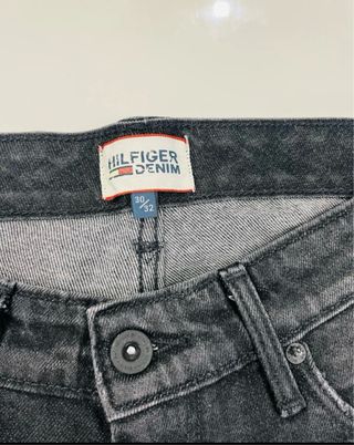 Jeans Tommy Hilfiger neri slavato tg 30/32