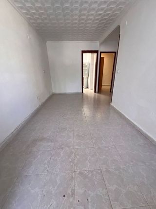 Casa adosada en alquiler en La Siesta - El Salado - Torreta en Torrevieja