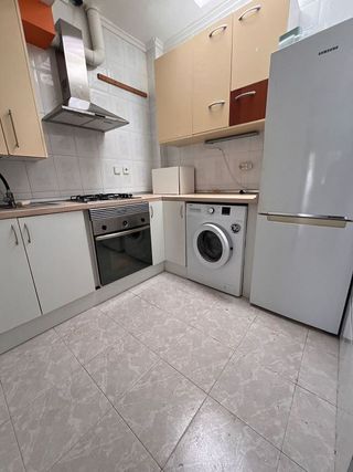 Casa adosada en alquiler en La Siesta - El Salado - Torreta en Torrevieja